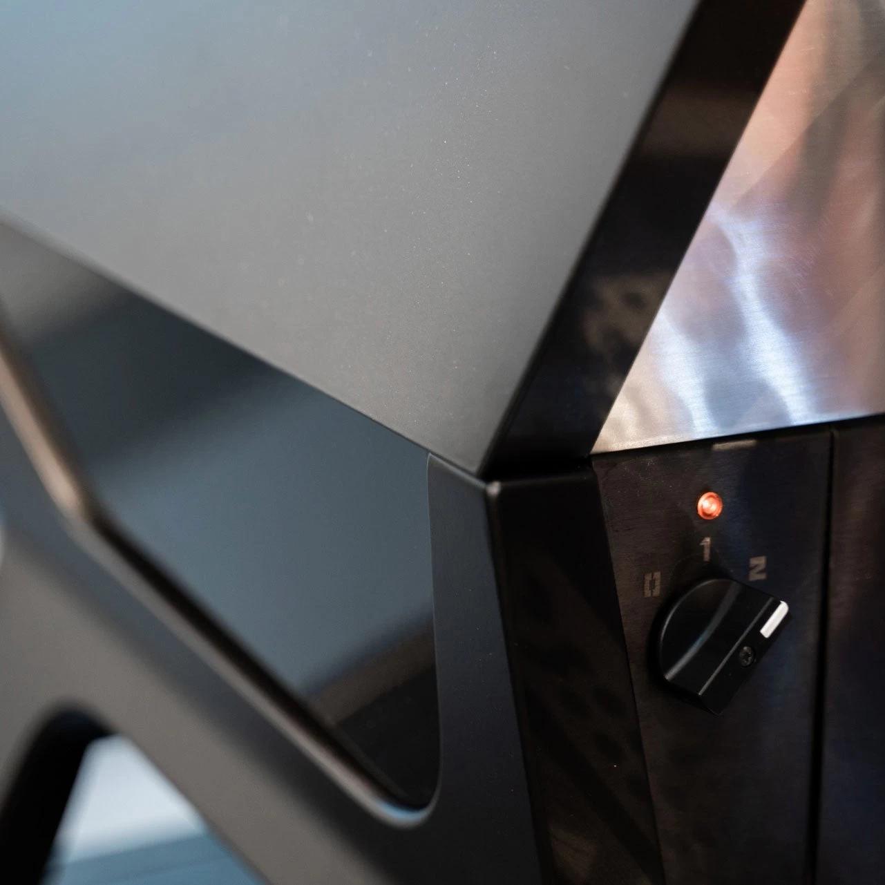 Sanremo F18 3 Group Volumetric Espresso Machine - Black 5 Sanremo F18 3 Group Volumetric Espresso Machine - Black - Image 5